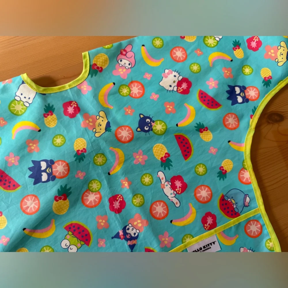 Bumkins Hello Kitty Sleeved Bib and Splat Mat Set